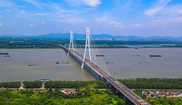 桥梁加固顶升——南京长江三桥 
